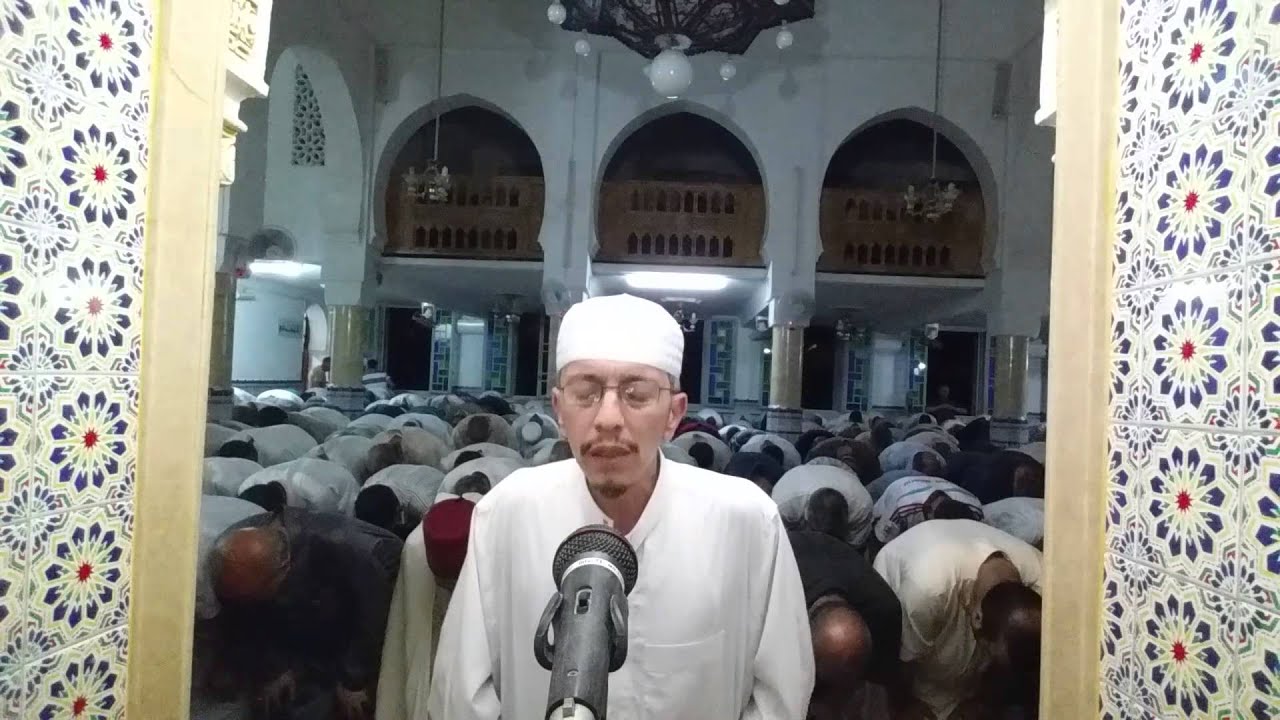 1صلاة التراويح من مسجد الامة بولوغين بصوت القارئ ع