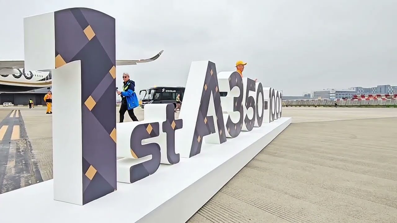 全台首架350k 返抵桃機，水門禮接待。#taiwan #starlux #星宇 #桃園機場#a350 #A350k