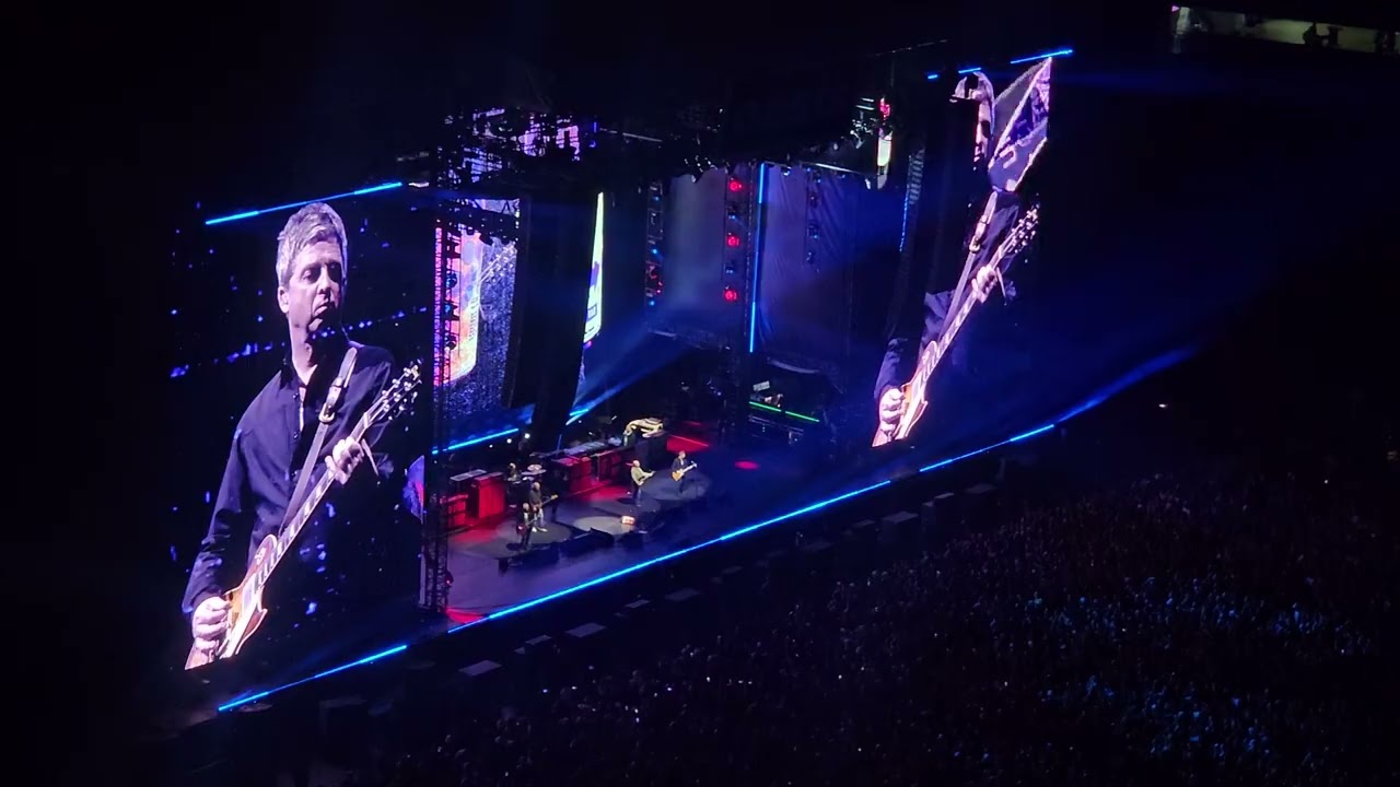Oasis - Cigarettes and Alcohol (Live in New Jersey 8/31/25)
