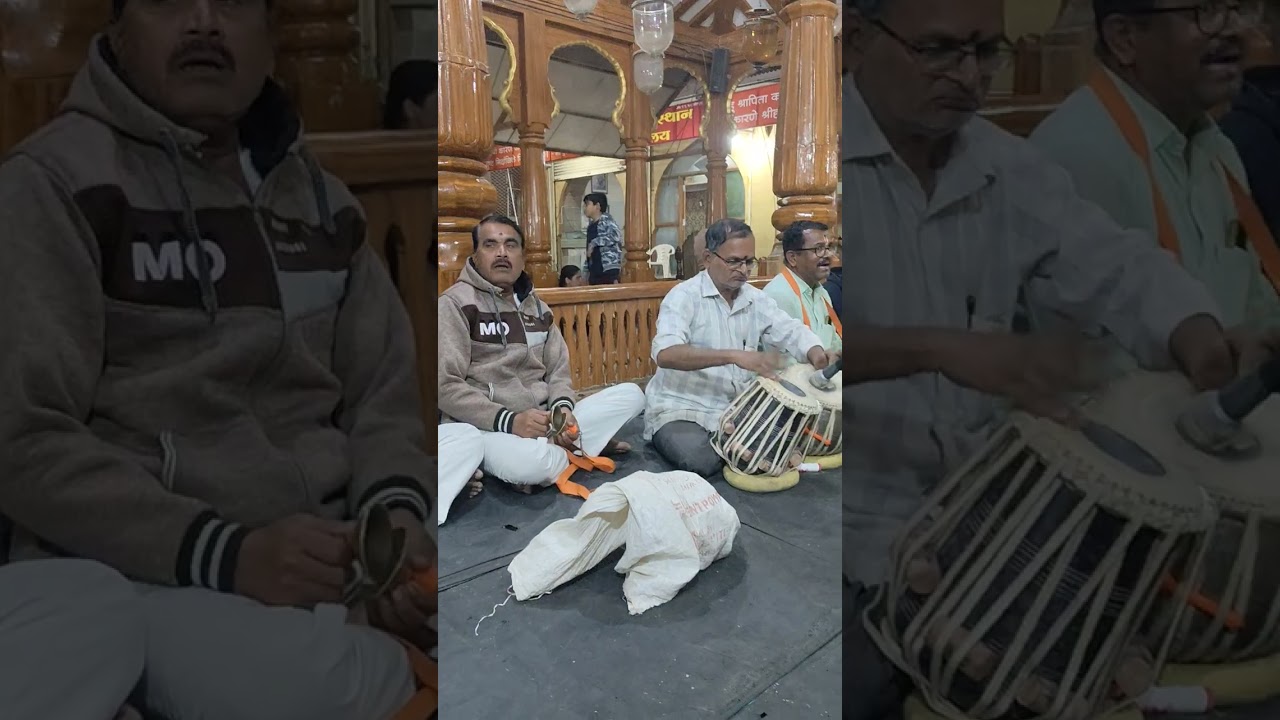 अभंग : जात्याच्या मुखी घालीते मोत्याचे दाणे  (गुरुवार क्लब भजनी मंडल  बार्शी)