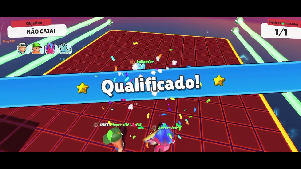 Jogando 3 partidas de stumble guys 