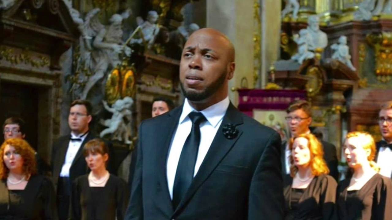 Roderick George - I Want Jesus to Walk With Me (arr. Moses Hogan)