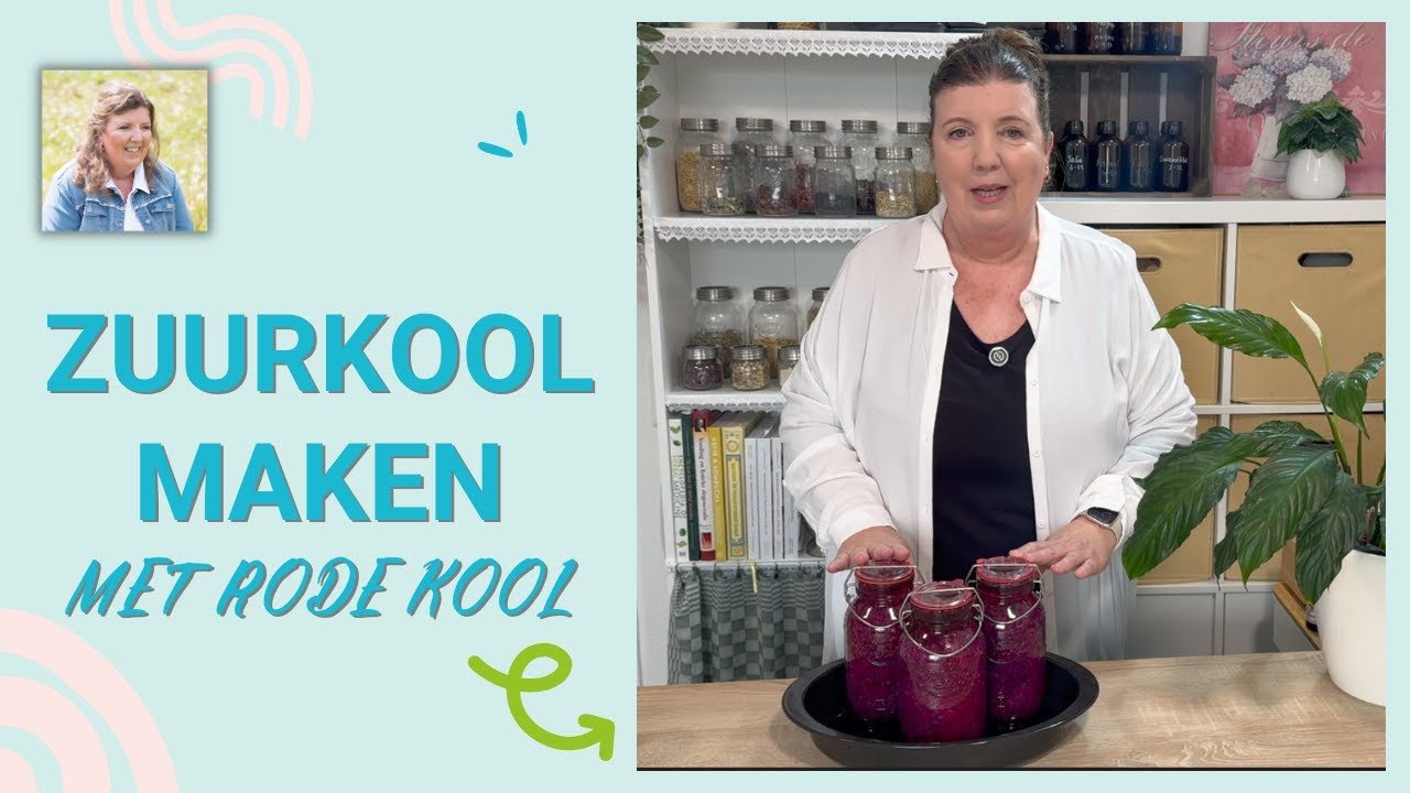 Zelf zuurkool maken met rode kool en appel. Ook voor beginners