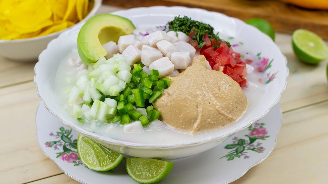 Ceviche de Pescado con Salsa de Maní