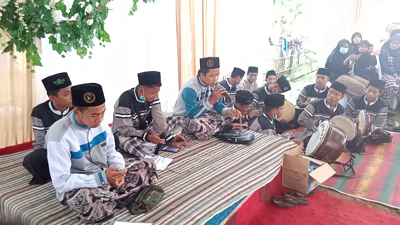 Off air Hadroh pesantren Darul Akhyar..Acara resepsi pernikahan di Langgen sari Blanakan Subang