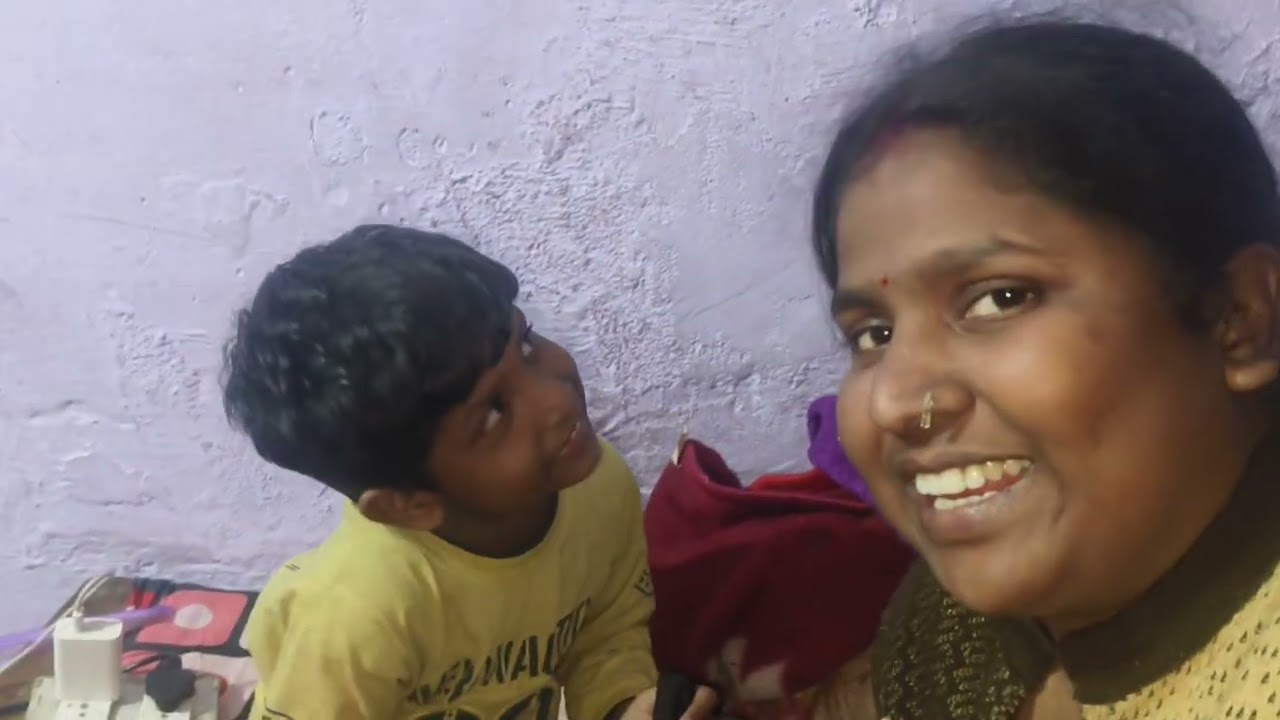 Bade bete Ne sunai poem 📖📖 😊😊 #aayushi #mini vlog #crazy xyz #Jaiswal #family vlog #Masti vlog
