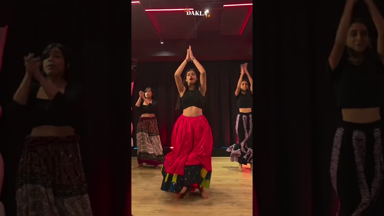 Vanbha Zala 👀💖👁️ #garba #viralshort #dandiya #garbaking #trending #dandiyaraas