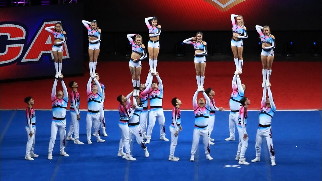 Top Gun Allstars Double O NCA 2022 Day 1 *GRAND CHAMPIONS*