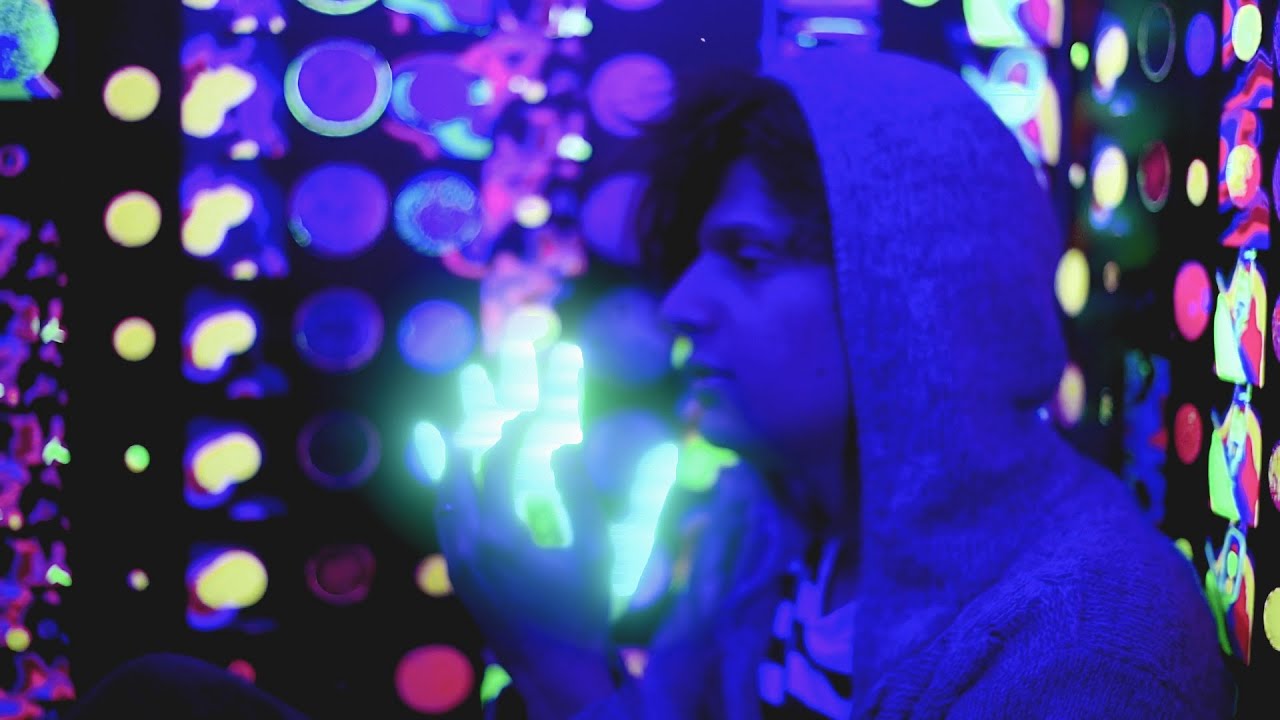 omri - alone [official video]