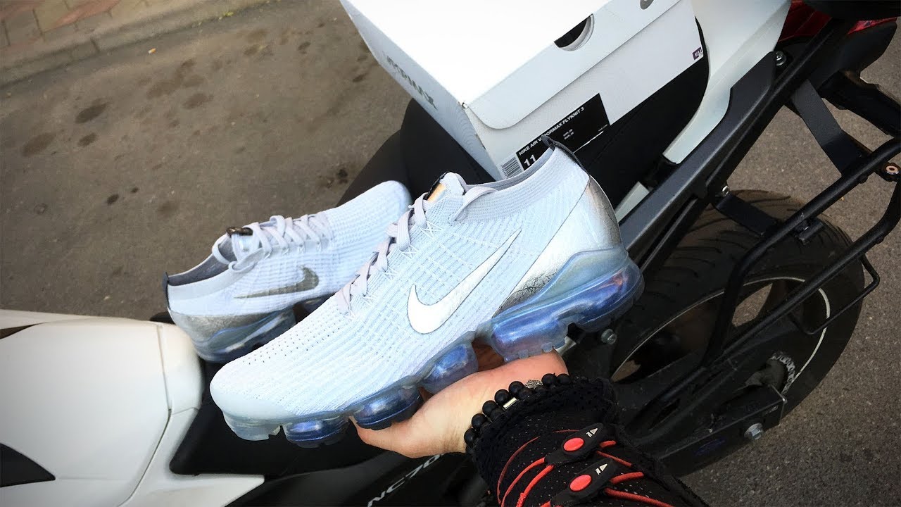 Nike Air VaporMax Flyknit 3 Pure Platinum Silver AJ6900-101