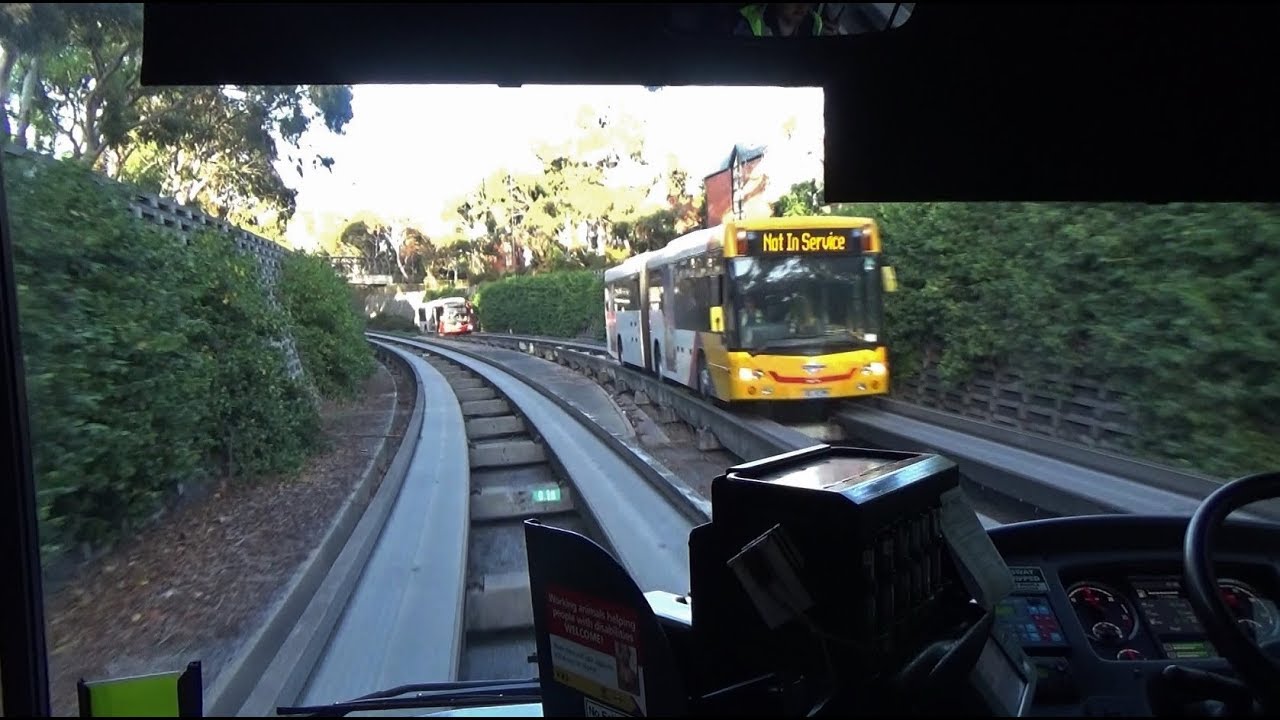 Express service!!Adelaide O-Bahn Route No.542X  Driving View TTP Interchange to City-Currie Street
