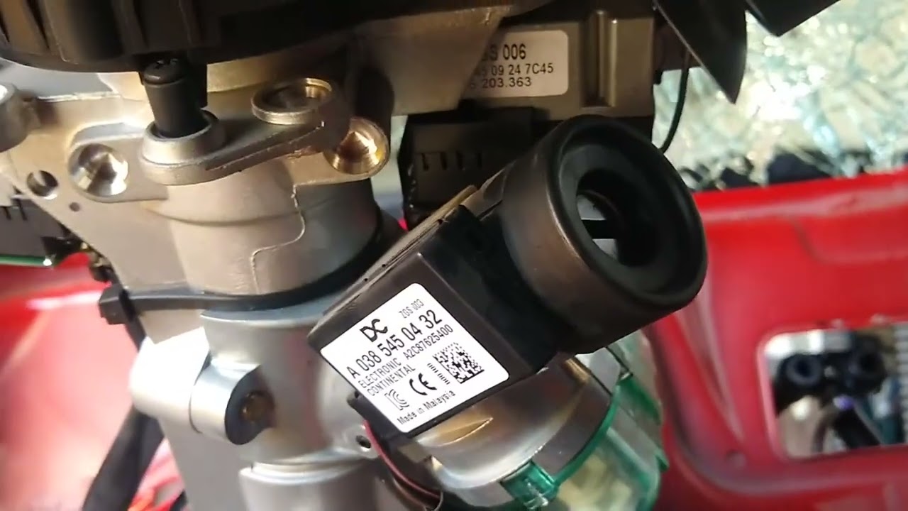 Componentes no volante do - Mercedes Benz Axor 2544