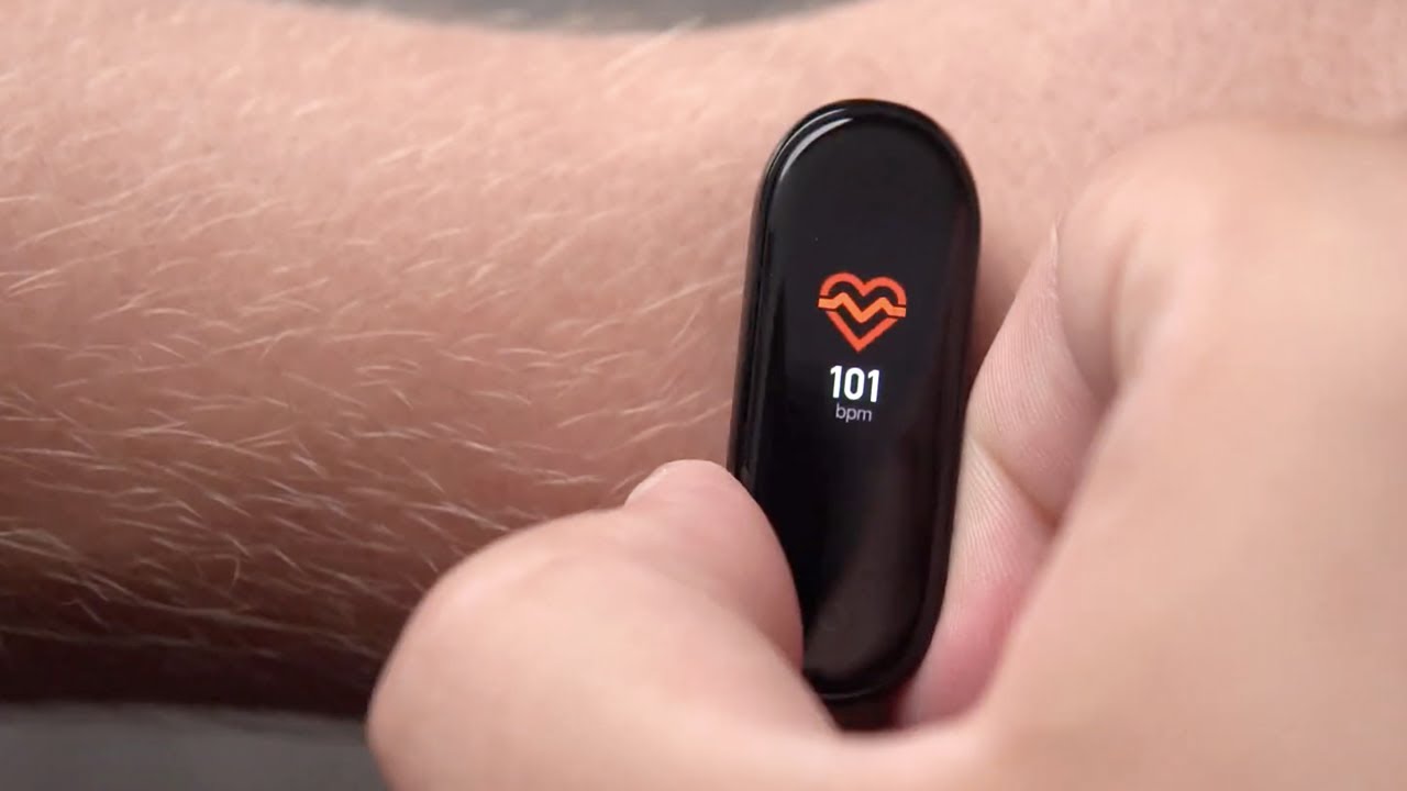 Xiaomi Mi Band 4 &ndash; Обзор и сравнение с Mi Band 3