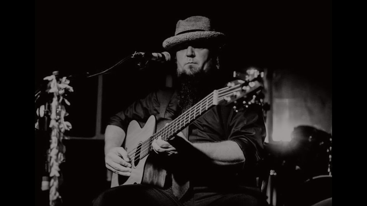 Black Water Rising - Ronnie V performs at 