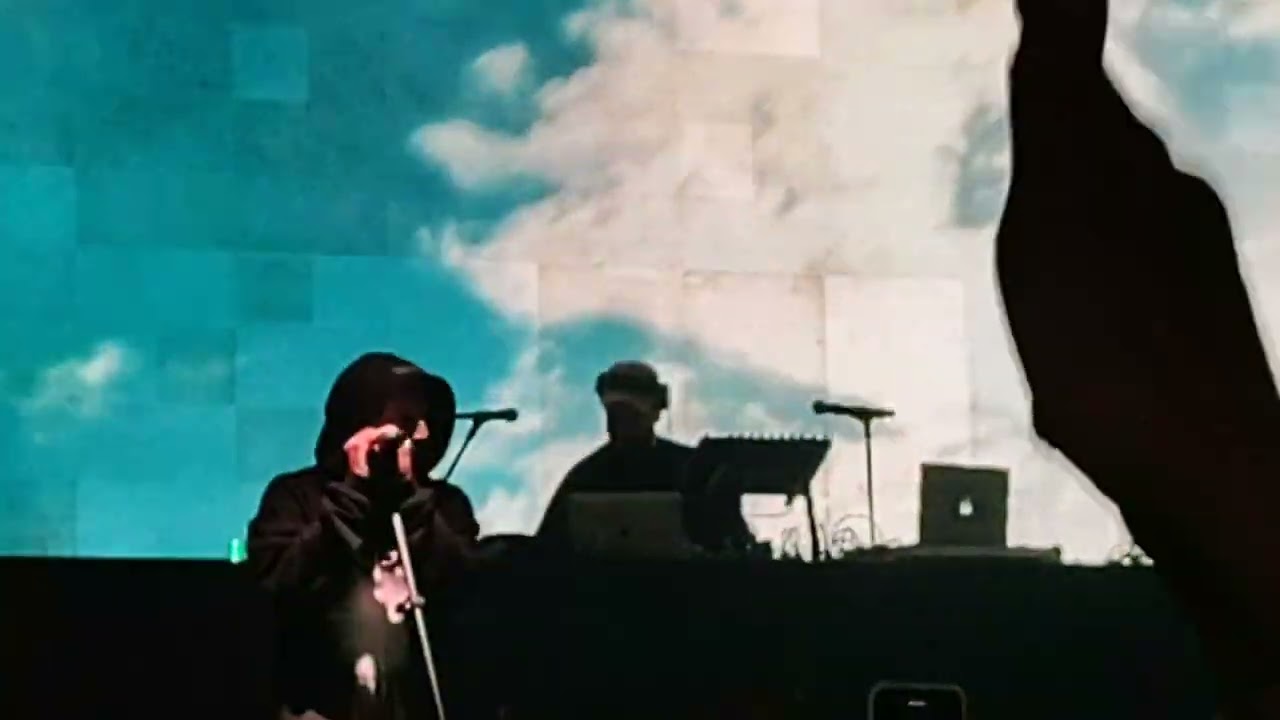mañas rufino - tren a vapor tributo a métricas frías. acompañando DBZ. CONCIERTO. Medellín colombia