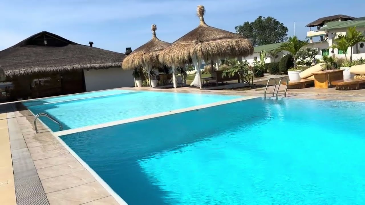 Sundowners Beach Club, Botolan Zambales