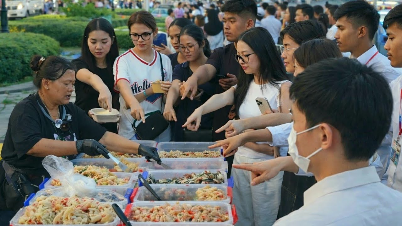 AMAZING PLACE! Cambodian's Most Famous Food Tourism 2026