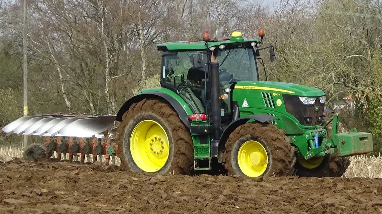 Ploughing with John Deere 6190R & Kverneland 6 Furrow