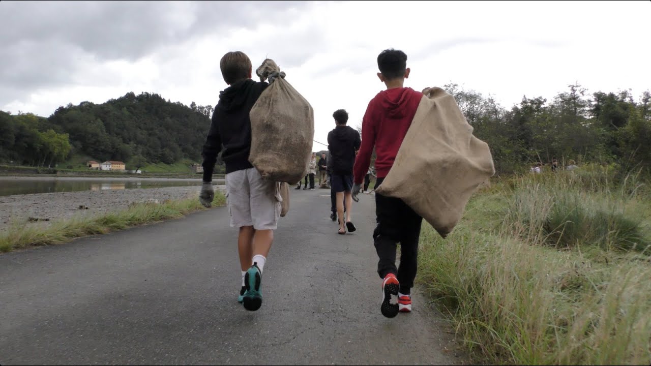 Proyecto OSES con Escolares - Begi Bistan: Turismo Activo y Educación Ambiental en Orio  ( CAST)