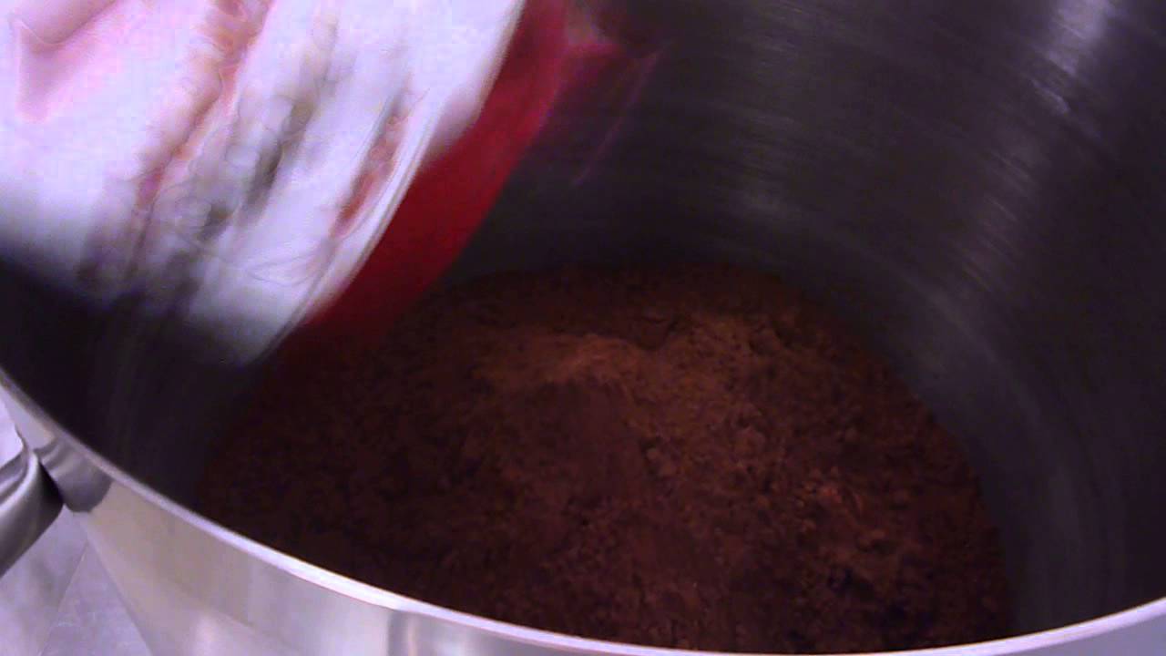 Come fare il Liquore al Cioccolato - La Ricetta Migliore - Ricette Dolci e Cucina