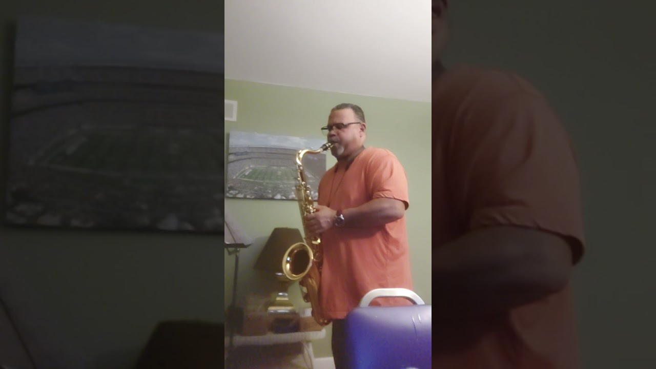 Jose ayala playing Saxophone  rhythm and blues key of A