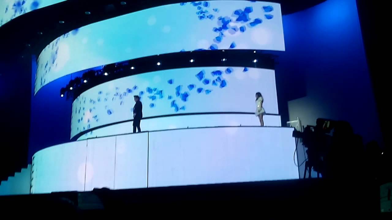 Violetta Live Budapest 08/29/15 - Abrazame Y Veras | HD | FRONT ROW