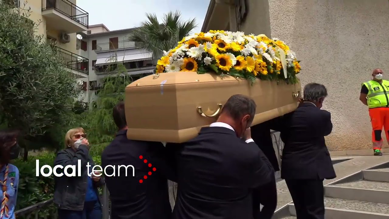 I funerali di Serena Cosentino: Diamante (CS), vittima funivia