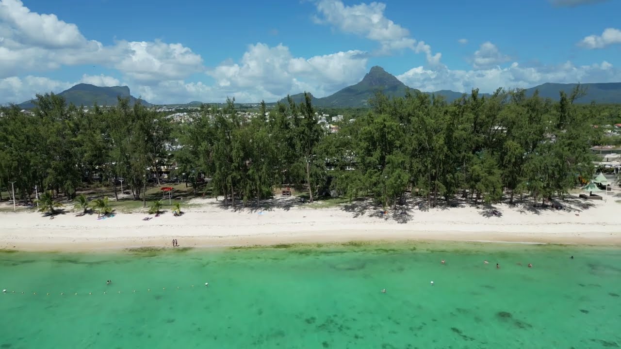 Flic en Flac beach, Mauritius 4k drone