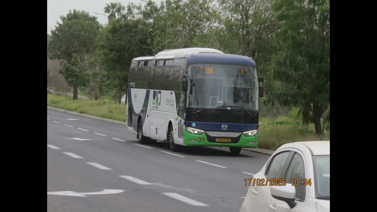 אוטובוסים שונים במקומות שונים 36