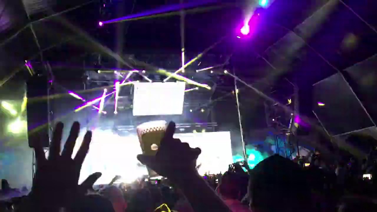 Underworld Born Slippy NEOPOP 2019