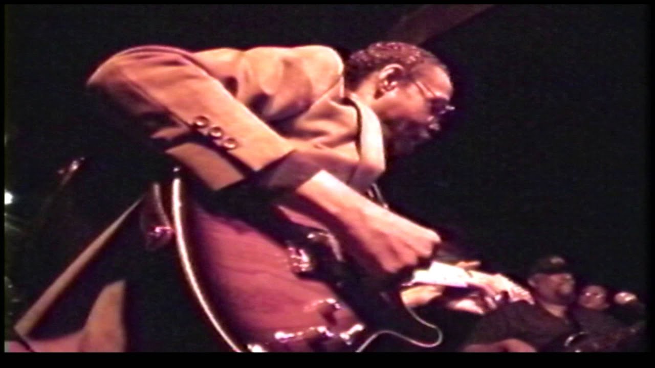 Cornell Dupree at Chicago Blues 092499 Part 1