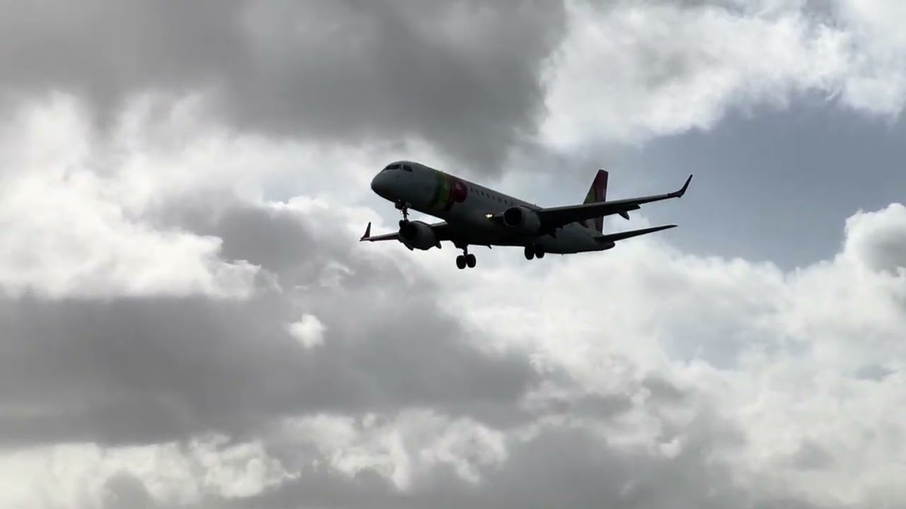 Embraer E190LR _ TAP Express_Marseille (MRS) to Lisbon (LIS)
