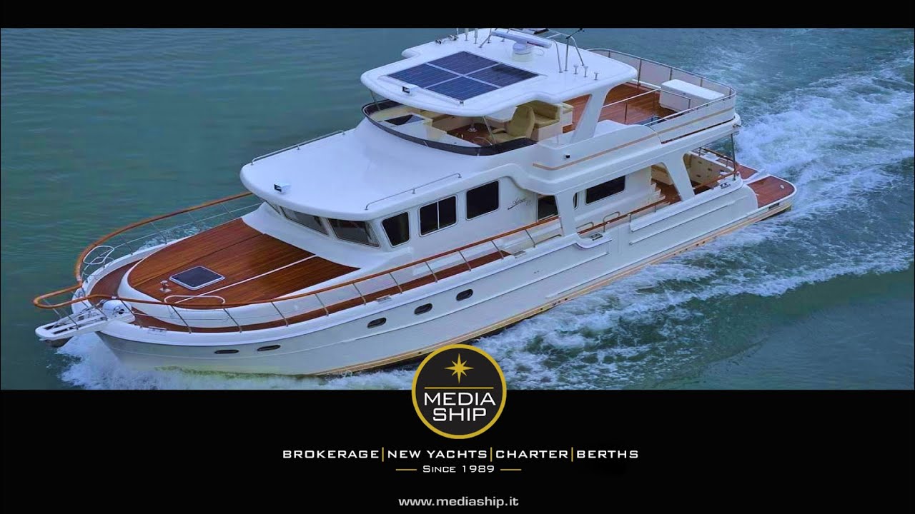 ADAGIO 55: an elegant trawler, perfect for comfortable and safe cruising