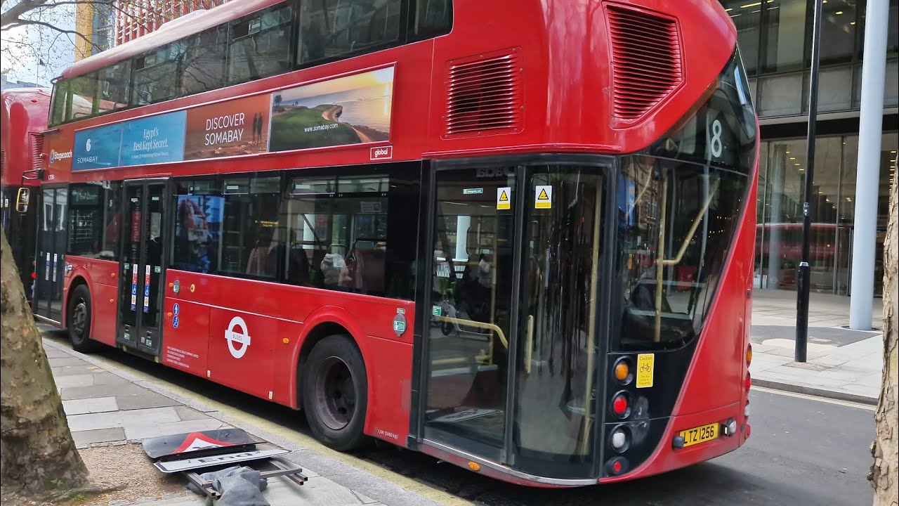 Stagecoach London LT256 LTZ1256 Bus Route 8