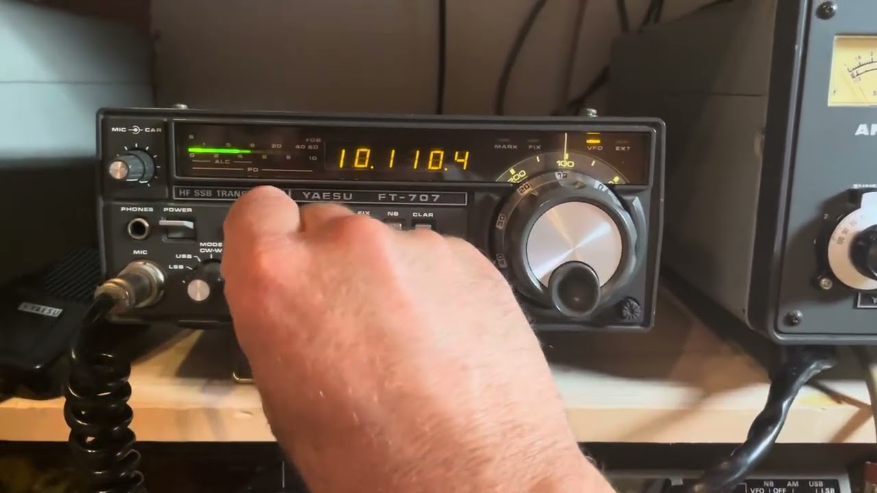 YAESU FT-707