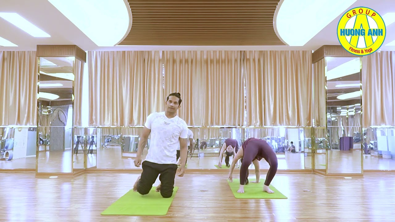 VINYASA FLOW | MASTER RAJA