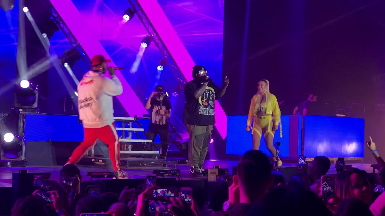 Sech ft Anuel y Karol G, Miss Lonely Remix en Vivo - Alta Definición Panamá 2019