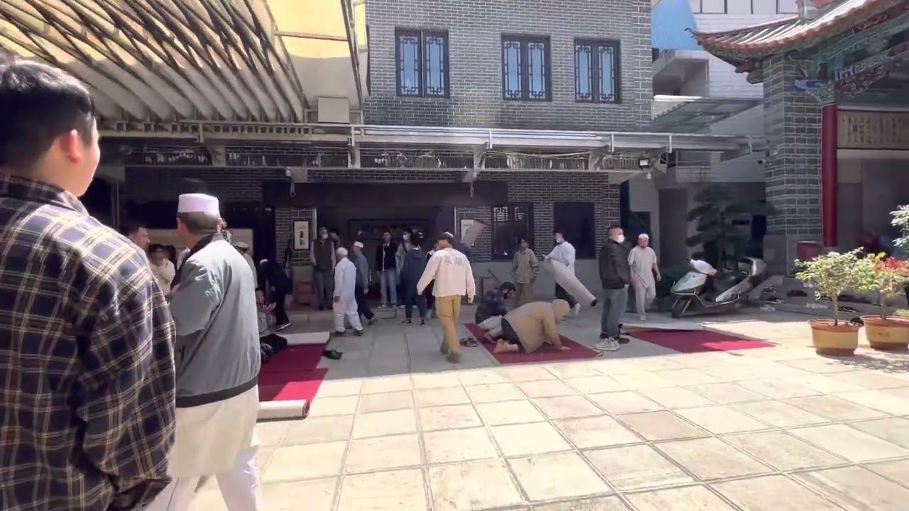 The first Ramadan🌙 of 2023 was observed in China.