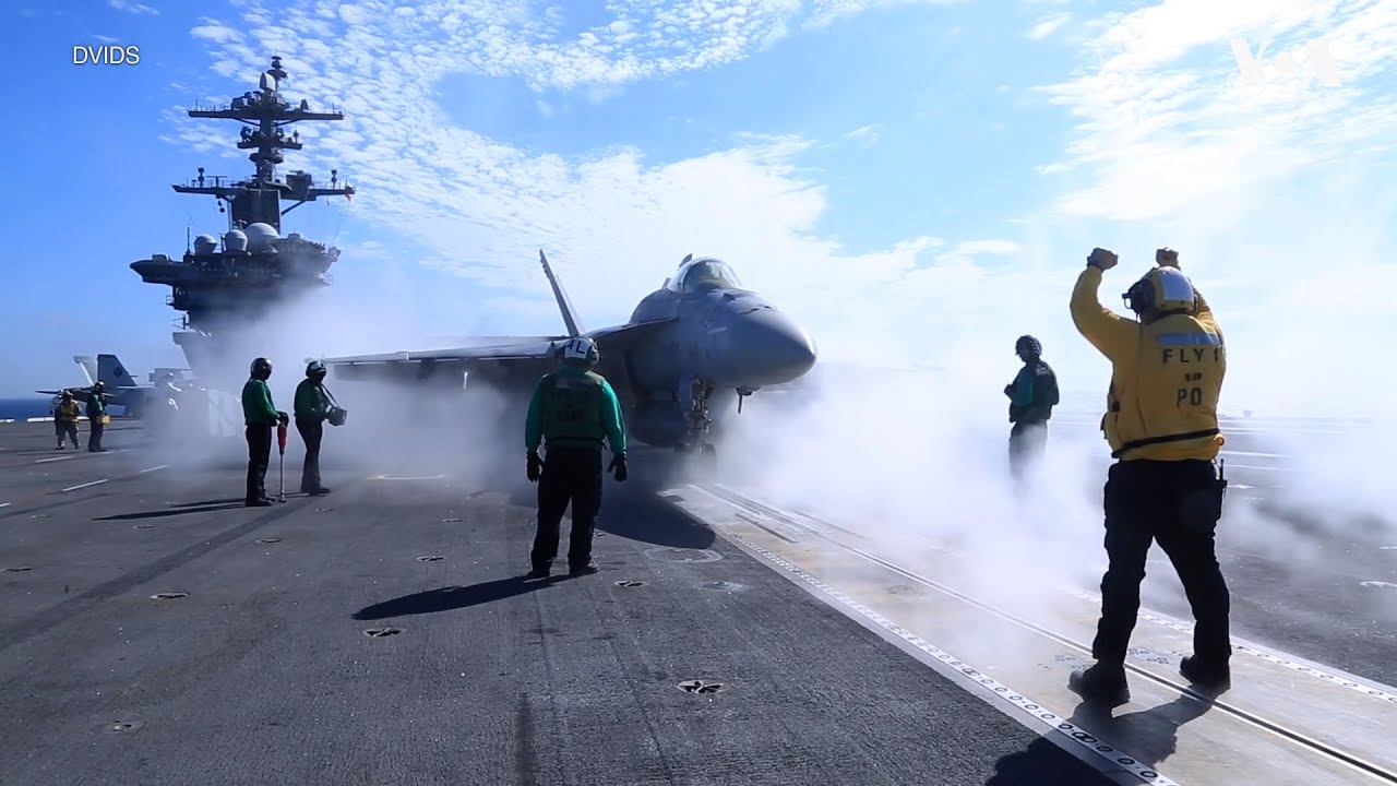 特朗普总统告诉美新闻网站，伊朗伊斯兰统治者“想谈”；美国加强中东军事存在，应对伊朗当局镇压行动