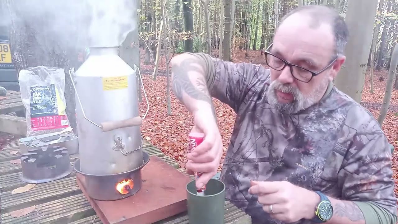 Hampshire outdoors and survival   pellets and spirit stoves in a kelly kettle