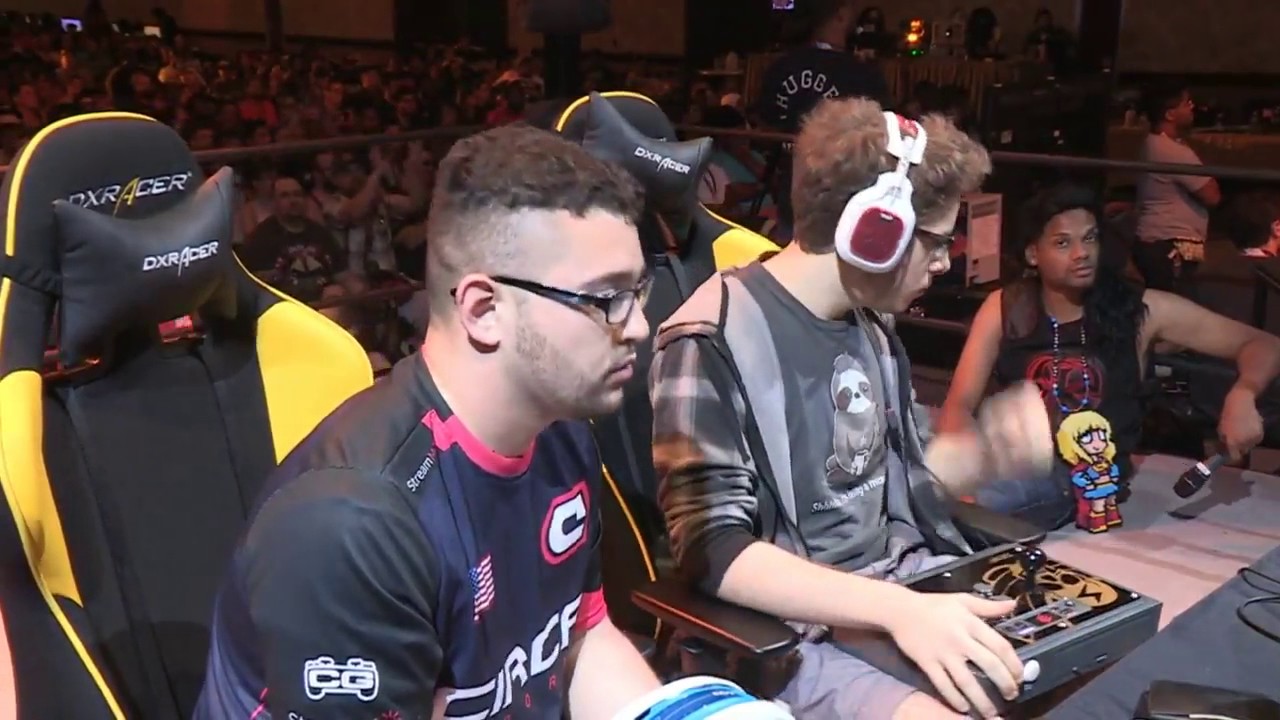 Injustice 2 Pro Series CEO 2017 Forever King(Batman) VS WhiteBoi(Scarecrow) Top 8