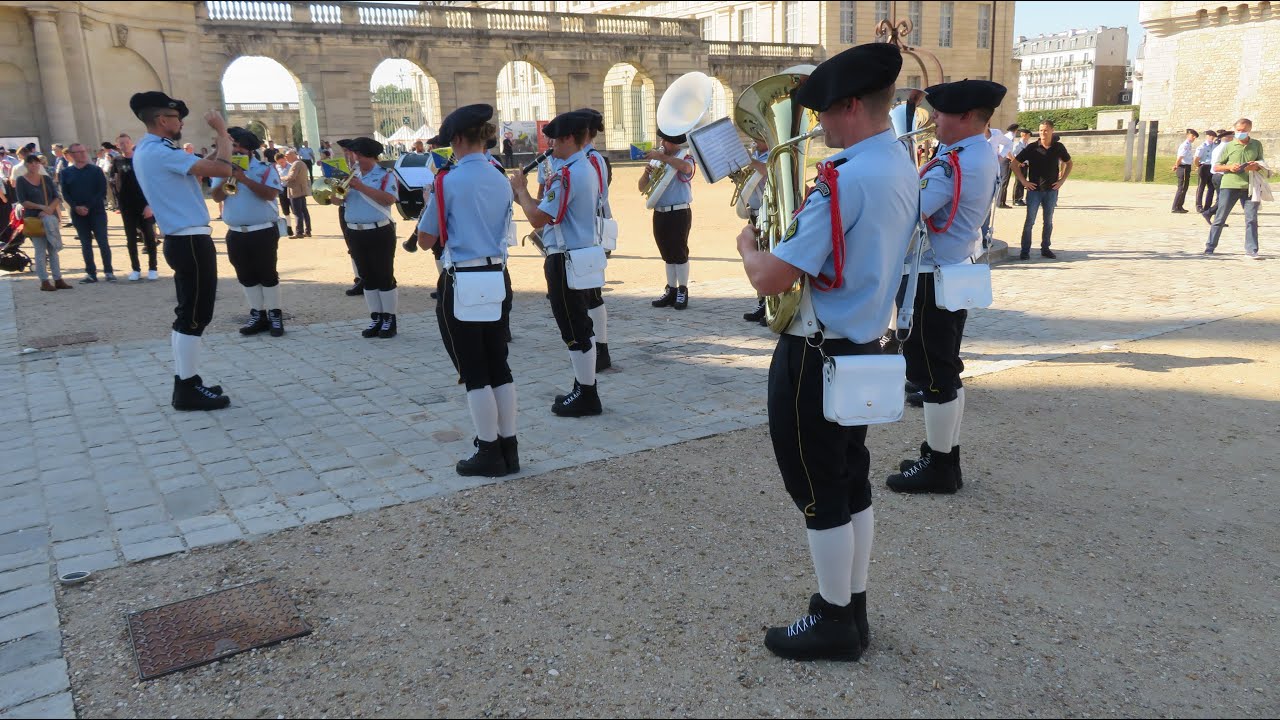 Fanfare du 27e BCA - Honneur au 27 (Sidi-Brahim 2021 à Vincennes)