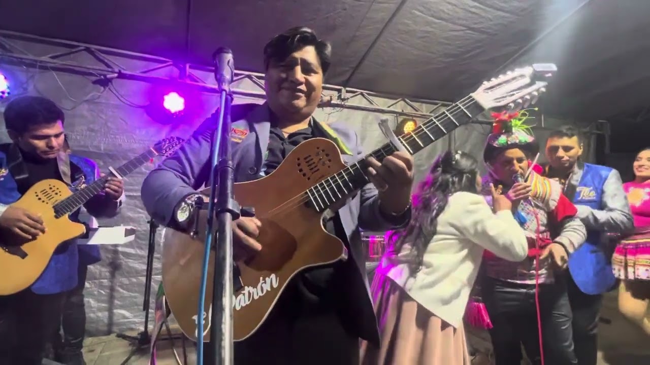 Martín Chancavilcas y su agrupación más amor en matrimonio quichuas Huancavilica cont 930314371