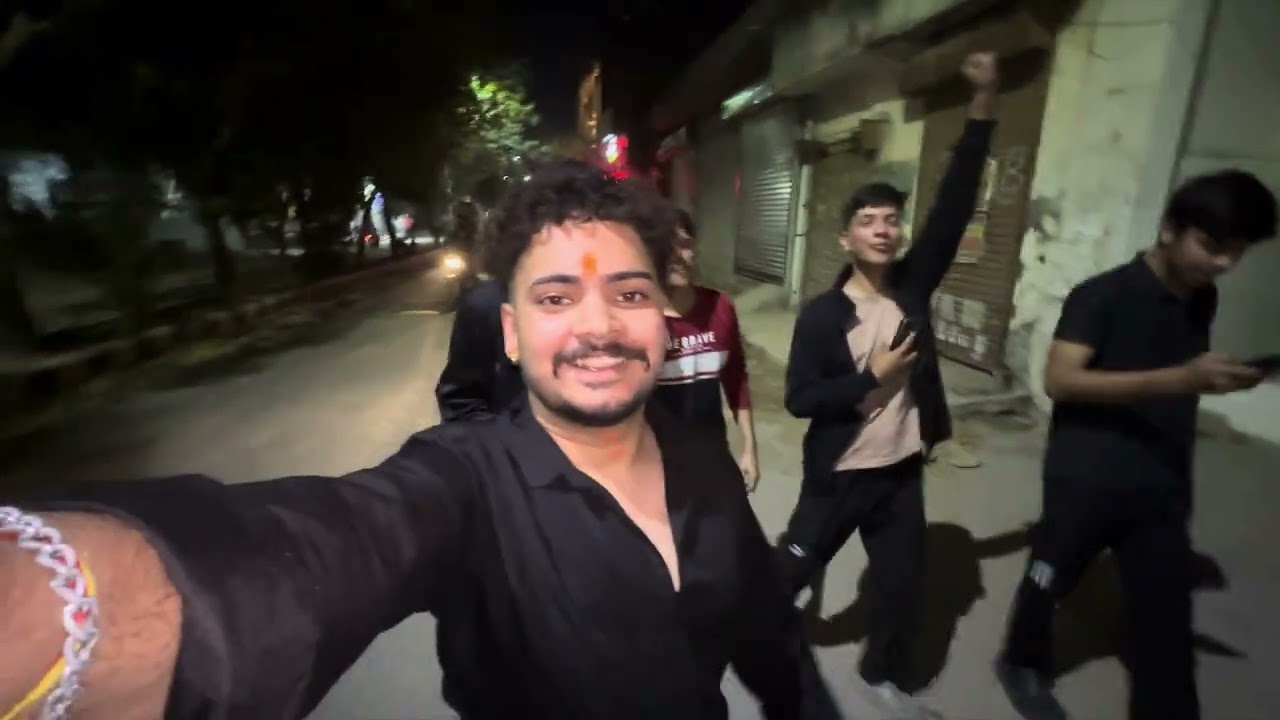 Mandir me Kirtan 🙏 | Night Music Jamming 🎸 | Daily Vlog