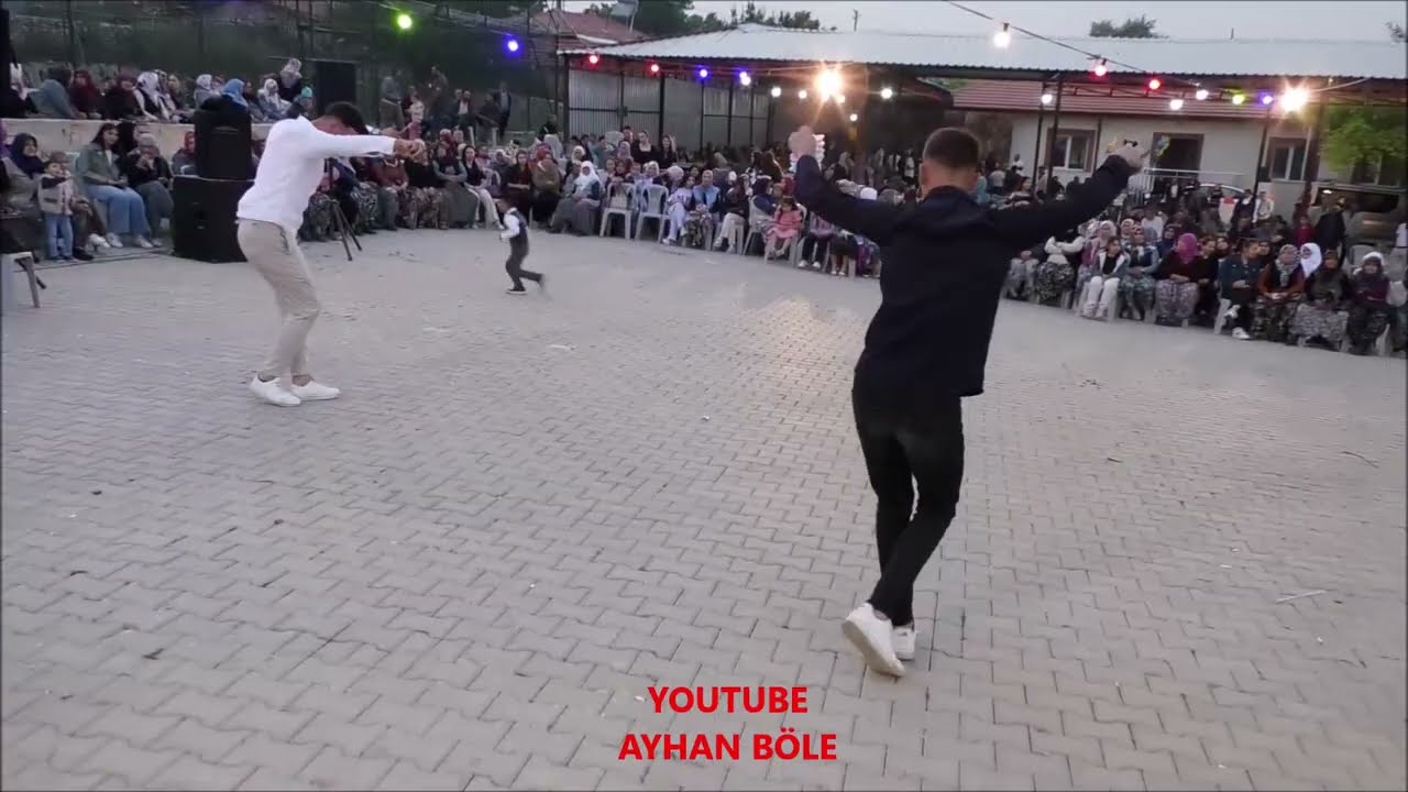 GENÇLER ÇİFTETELLİYE DÖKTÜRMÜŞ