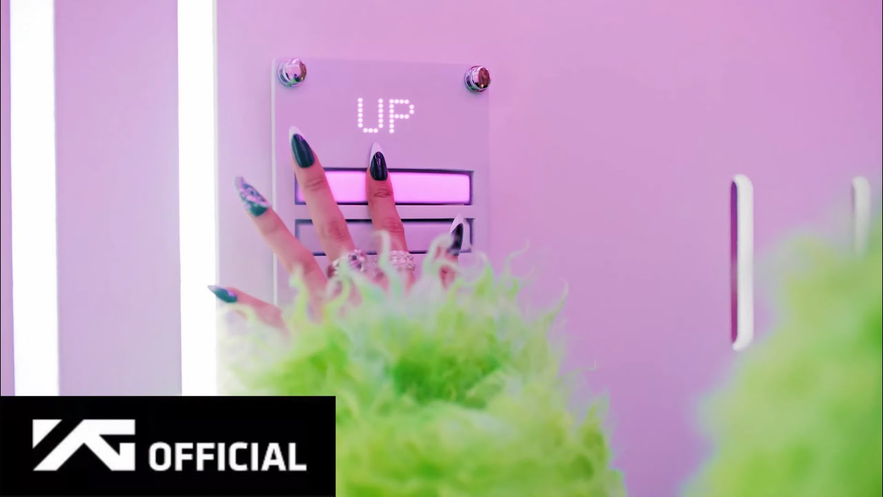 BLACKPINK - 'BOSS BITCH' M/V