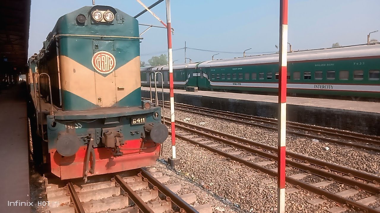 Tel Khor WDM-3 6411 locomotive will carry 42 down Kanchan commuter trains to leave Panchagarh #vlog 