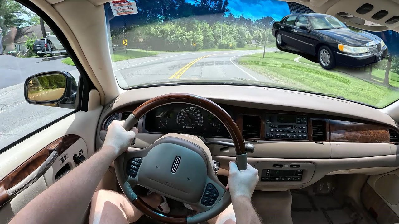 2001 Lincoln Town Car - POV Test Drive