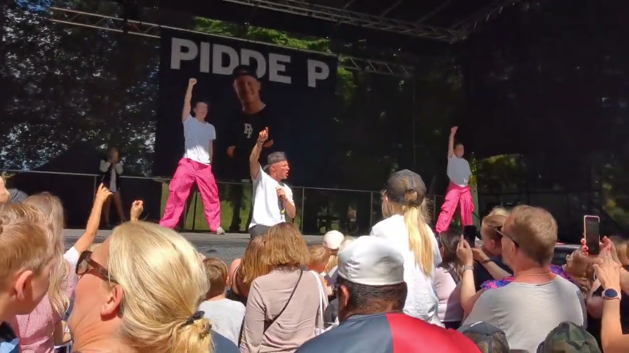 jag är i Landskrona och ser pidde p