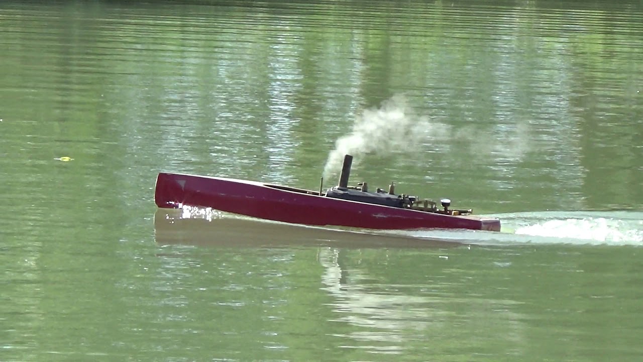 Eric teste son bateau &agrave; vapeur de vitesse  - Atlantica Steam 2019 RC